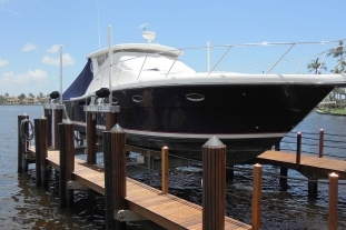 Stop Saltwater Damage: How Boat Lifts Save Florida Boats sidebar image