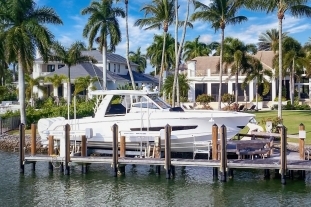 Boat Lifts 101: Choosing the Right Lift for Your Vessel sidebar image