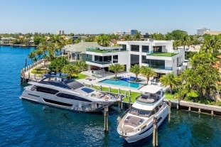 Dock Construction in Florida: Cost vs. Longevity – What’s Worth It? sidebar image