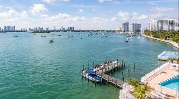 How to Choose the Right Contractor for Your Florida Home Project blog image