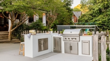 The Only Outdoor Cabinets That Survive Florida’s Climate blog image