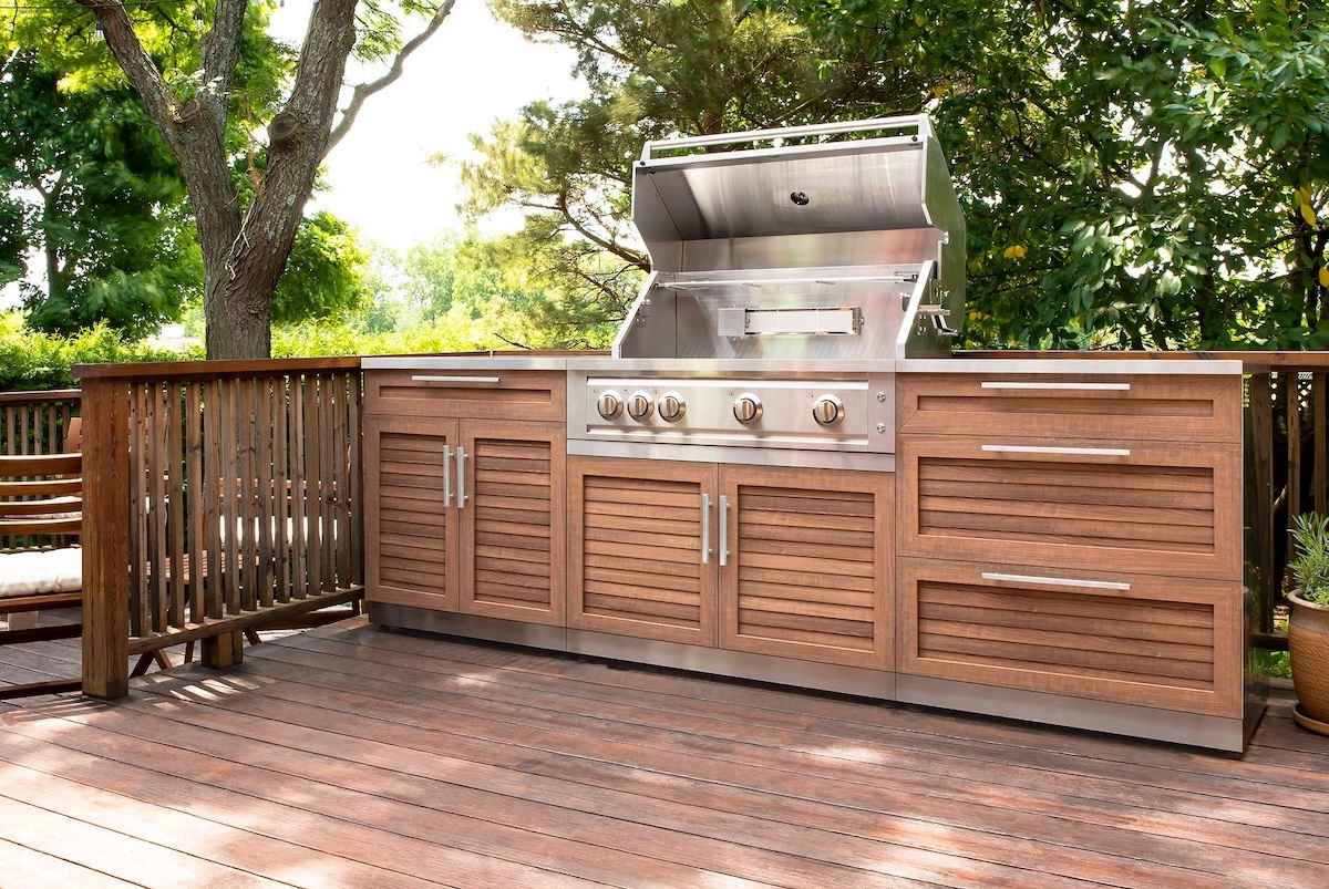 How to Protect Outdoor Cabinets from Humidity in Florida hero image
