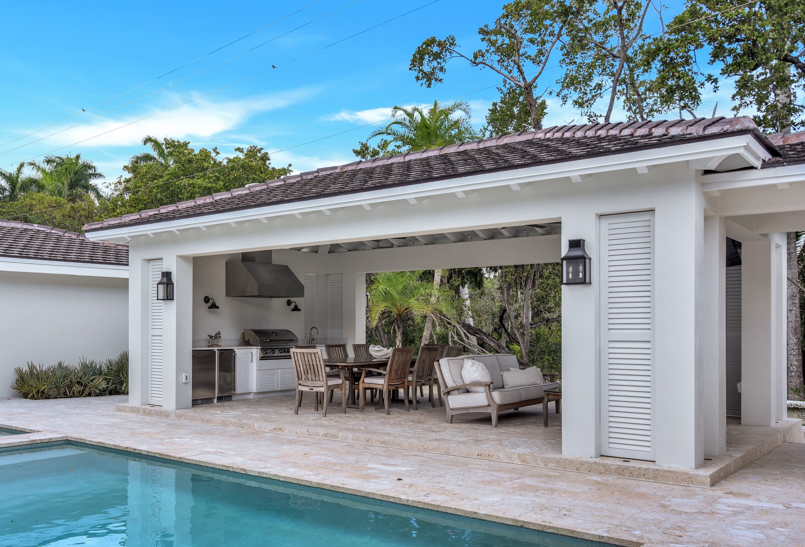 Outdoor Cabinetry: Why Marine-Grade Materials Make All the Difference blog image